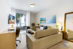 2BR Apartment with Rooftop Pool